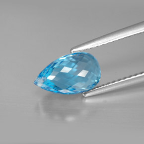 Topazio naturale blu da 2,91 ct, briolette, VVS