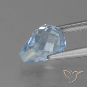 Topazio Celeste naturale da 2.46 ct, Taglio briolette, VS