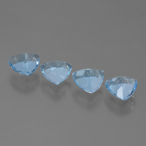 Topazio naturale blu da 5,34 ct, trillion, VVS-VS