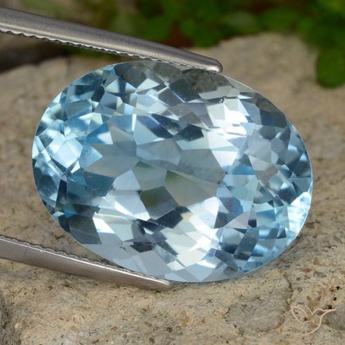 Topazio Blu svizzero naturale da 22.93 ct, Ovale, VVS-VS