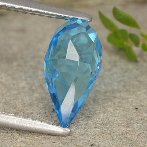 Topazio Blu svizzero naturale da 2.70 ct, Taglio briolette, VVS-VS