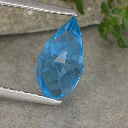 Topazio Blu svizzero naturale da 2.67 ct, Taglio briolette, VVS-VS
