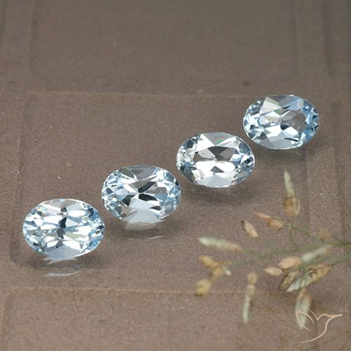 Gemme di Topazio Blu svizzero naturale da 4.37 ct, Ovale, VVS-VS
