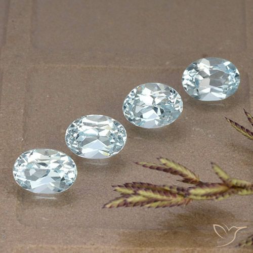 4.43ctw Naturale Celeste Topazio, Ovale, VVS-VS
