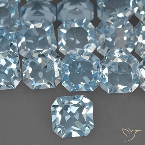 4.21ct Naturale Celeste Topazio, Taglio smeraldo, VVS-VS