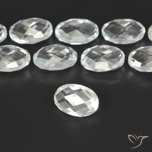 Topazio Bianco caldo naturale da 0.68 ct, Ovale, VVS