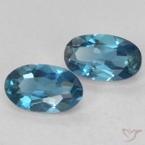 Gemme di Topazio Blu London naturale da 0.63 ct, Ovale, VVS