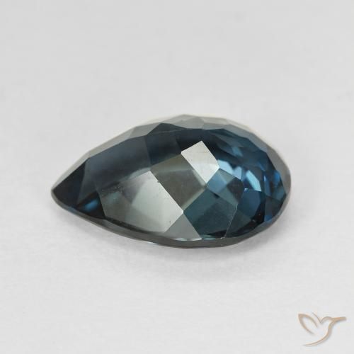 Topazio Blu notte naturale da 4.54 ct, Forma a pera, VVS