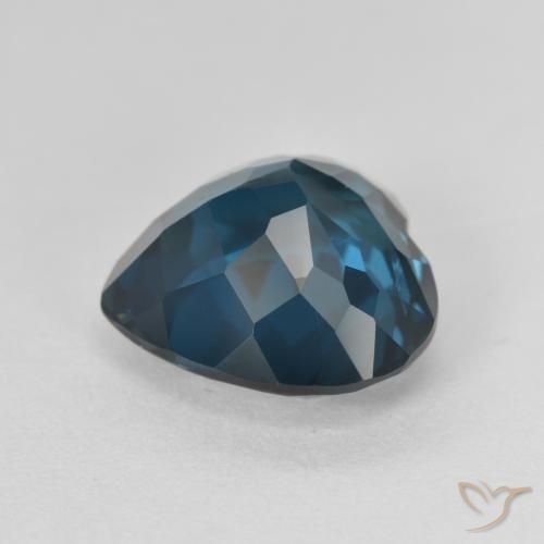 Topazio Blu London naturale da 4.69 ct, Cuore, VVS