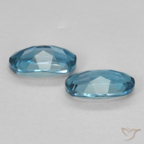 Gemme di Topazio Blu London naturale da 0.57 ct, Ovale, VVS-VS