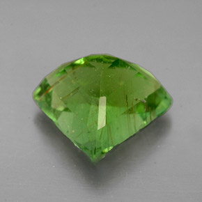 Tormalina naturale verde da 3,94 ct, forma fantasia, SI