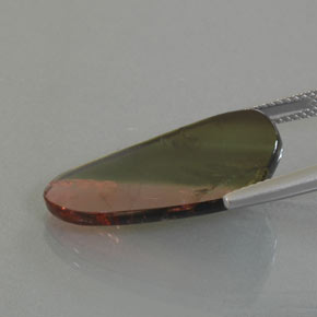 Tormalina naturale multicolore da 9,45 ct, forma fantasia, trasparente