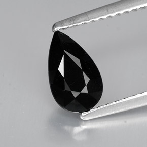 Tormalina naturale nero da 0,77 ct, taglio a pera, opaco