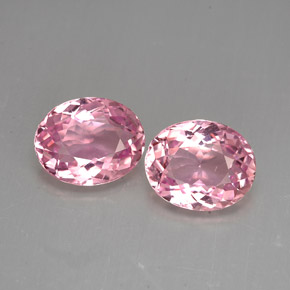 Tormalina naturale rosa da  ct, taglio ovale, VVS-VS