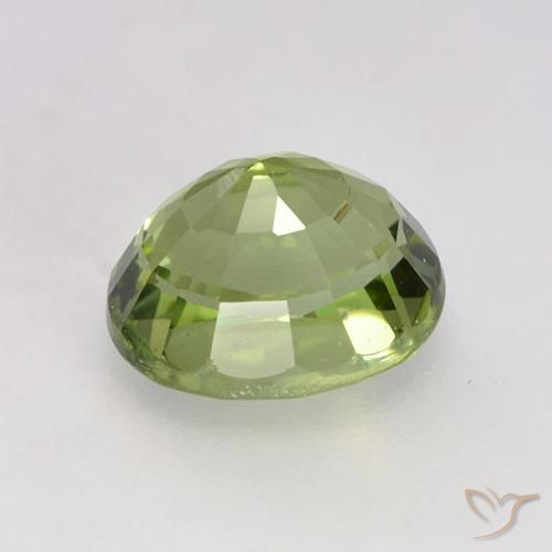 Tormalina Verde chiaro naturale da 0.94 ct, Ovale, VVS-VS