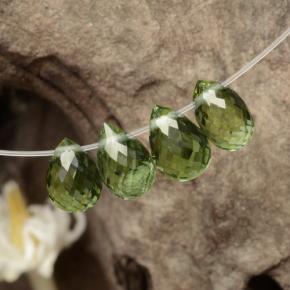Tormalina naturale verde da 2,12 ct, briolette, VVS-VS
