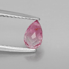 Tormalina naturale rosa da 0,74 ct, briolette, VS