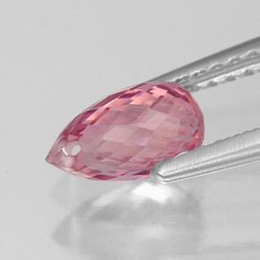 Tormalina naturale rosa da 0,92 ct, briolette, VS