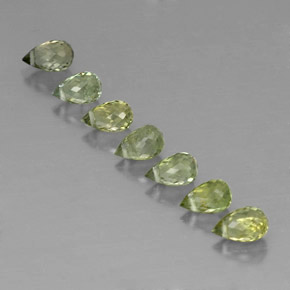 Gemme di Tormalina Pale Lime Green  naturale da 2.89 ct, Taglio briolette, VS