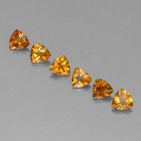 Tormalina naturale arancione da 1,24 ct, trillion, VVS-VS