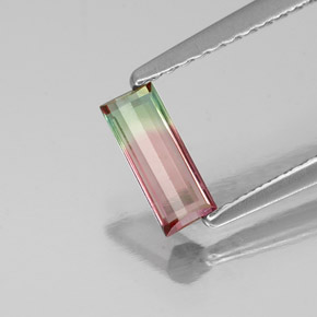 Tormalina naturale multicolore da 0,39 ct, baguette, VS