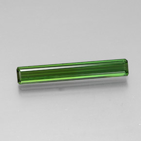 Tormalina verde medio-scuro naturale da 2,56 ct, taglio smeraldo, VVS-VS