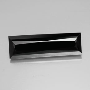 Tormalina naturale nero da 13,87 ct, baguette, opaco