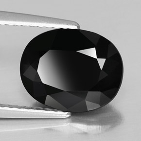 Tormalina naturale nero da 3,07 ct, taglio ovale, opaco