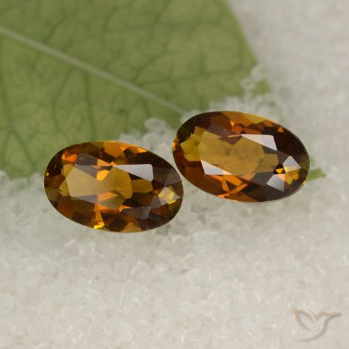 1.74ctw Naturale Marrone medio-scuro Tormalina, Ovale, VVS