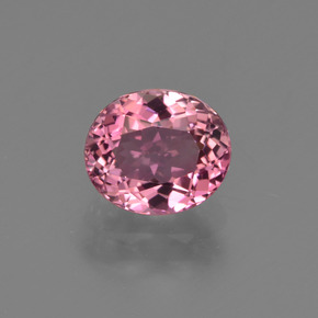 Tormalina rosa magenta naturale da 1.24 ct, Taglio ovale, VVS-VS