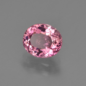 Tormalina rosa magenta naturale da 1.24 ct, Taglio ovale, VVS-VS