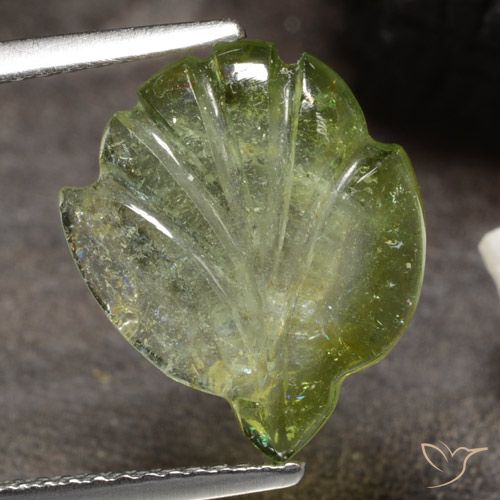 Tormalina Verde medio naturale da 4.09 ct, Taglio a fantasia, Traslucido