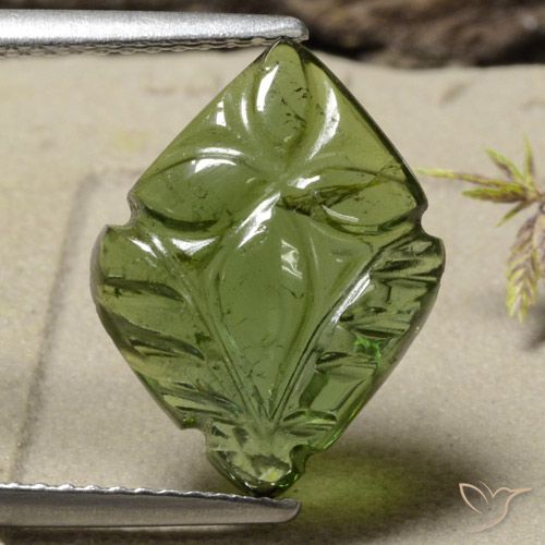 4.85ct Naturale Verde medio-scuro Tormalina, Taglio a fiore, Traslucido
