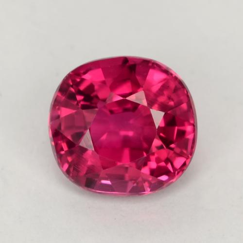 Tormalina Rosso tendente al rosa naturale da 0.78 ct, Taglio a cuscino, VVS-VS