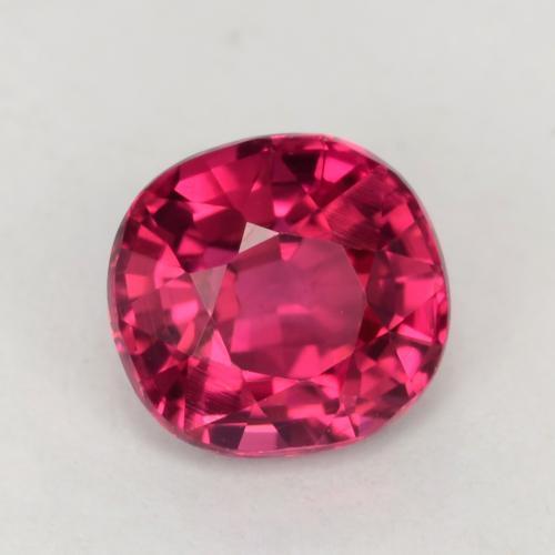 Tormalina Rosso tendente al rosa naturale da 0.78 ct, Taglio a cuscino, VVS-VS