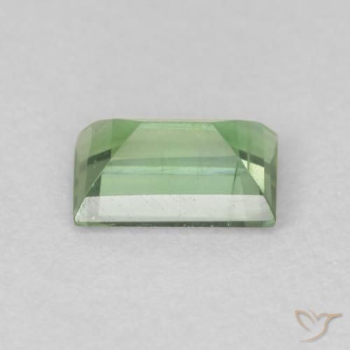 Tormalina Verde foresta chiaro naturale da 0.66 ct, Taglio a baguette, VS