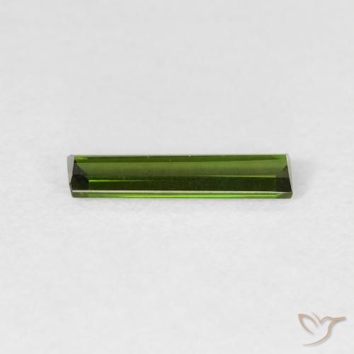 Tormalina Verde scuro naturale da 0.57 ct, Taglio a baguette, VVS