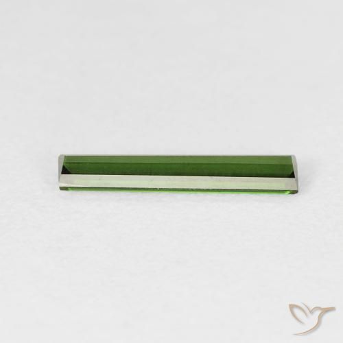 Tormalina Verde scuro naturale da 0.72 ct, Taglio a baguette, VVS