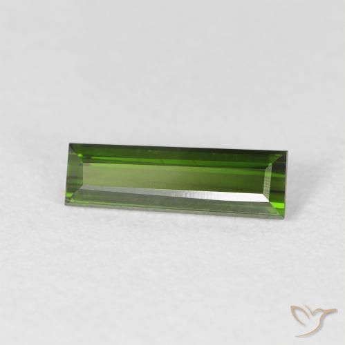 Tormalina Verde scuro naturale da 0.69 ct, Taglio a baguette, VVS