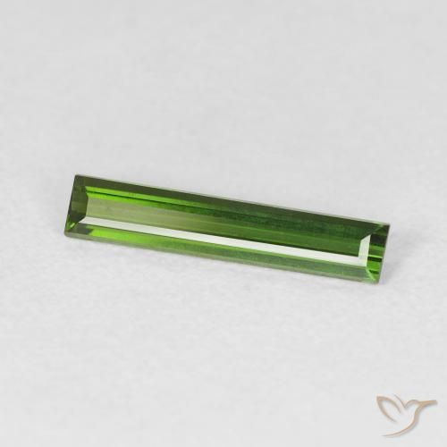 Tormalina Verde scuro naturale da 0.64 ct, Taglio a baguette, VVS
