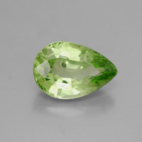 Granato Tsavorite Verde naturale da 2.88 ct, Forma a pera, VVS