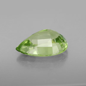 Granato Tsavorite Verde naturale da 2.88 ct, Forma a pera, VVS