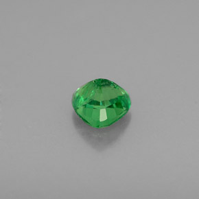 Granato tsavorite naturale verde da 0,34 ct, trillion, VS