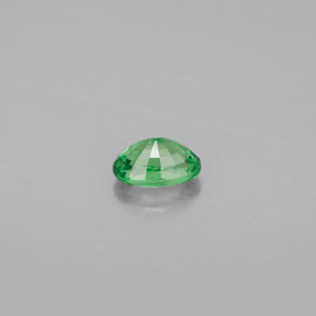 Granato Tsavorite Cromo verde naturale da 0.64 ct, Taglio ovale, VS