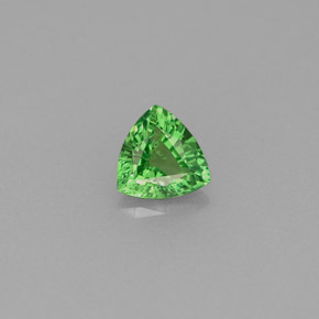 Granato tsavorite naturale verde da 0,45 ct, trillion, VS