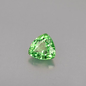 Granato tsavorite naturale verde da 0,27 ct, trillion, VS