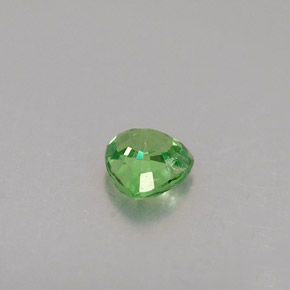 Granato tsavorite naturale verde da 0,27 ct, trillion, VS