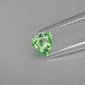 Granato tsavorite naturale verde da 0,35 ct, trillion, VVS-VS