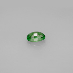 Granato Tsavorite Verde chiaro naturale da 0.61 ct, Taglio ovale, VVS-VS