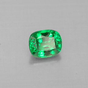Granato Tsavorite Cromo verde naturale da 0.59 ct, Taglio a cuscino, VS